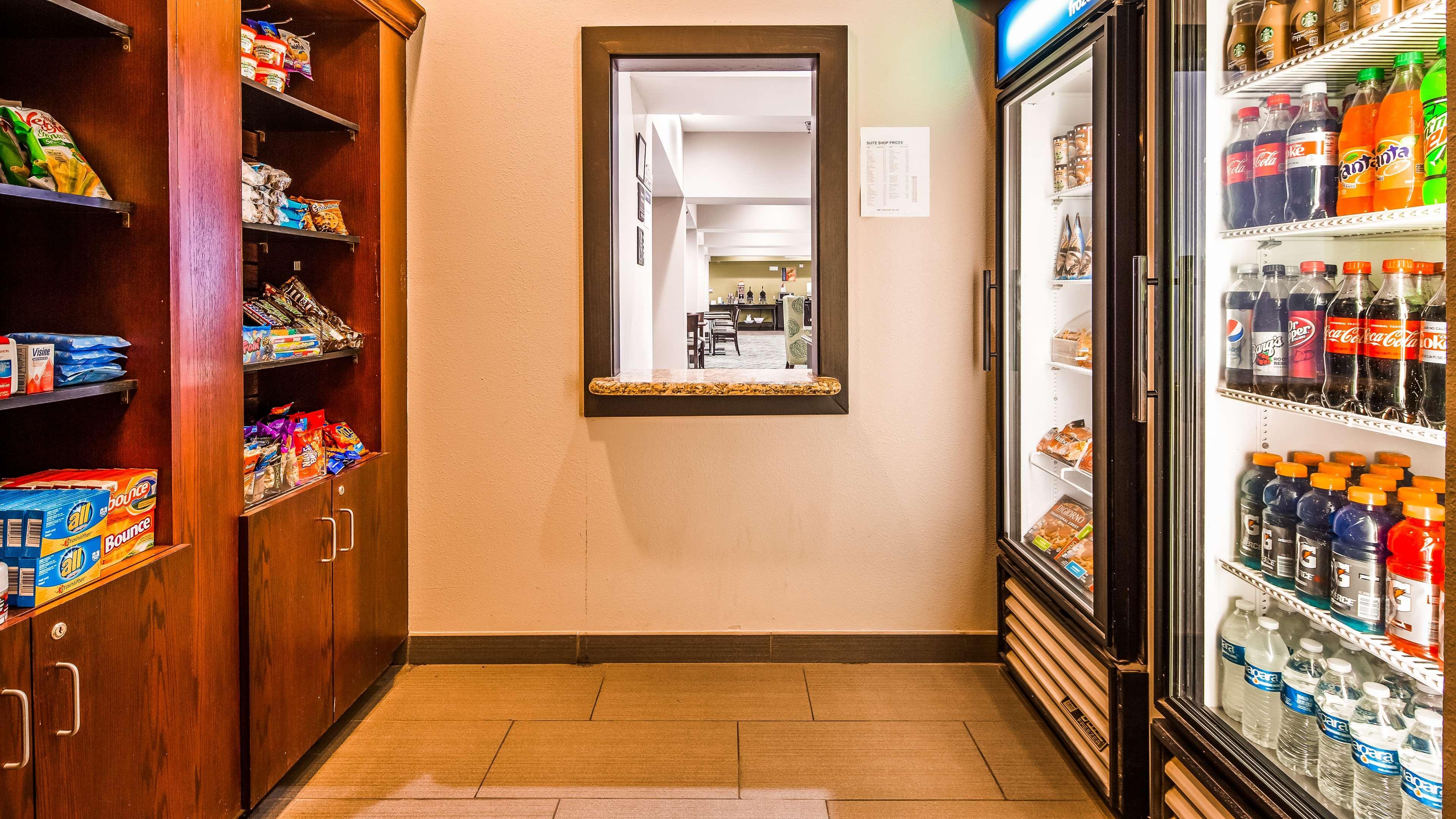 Best Western Golden Prairie Inn And Suites Сидни Екстериор снимка