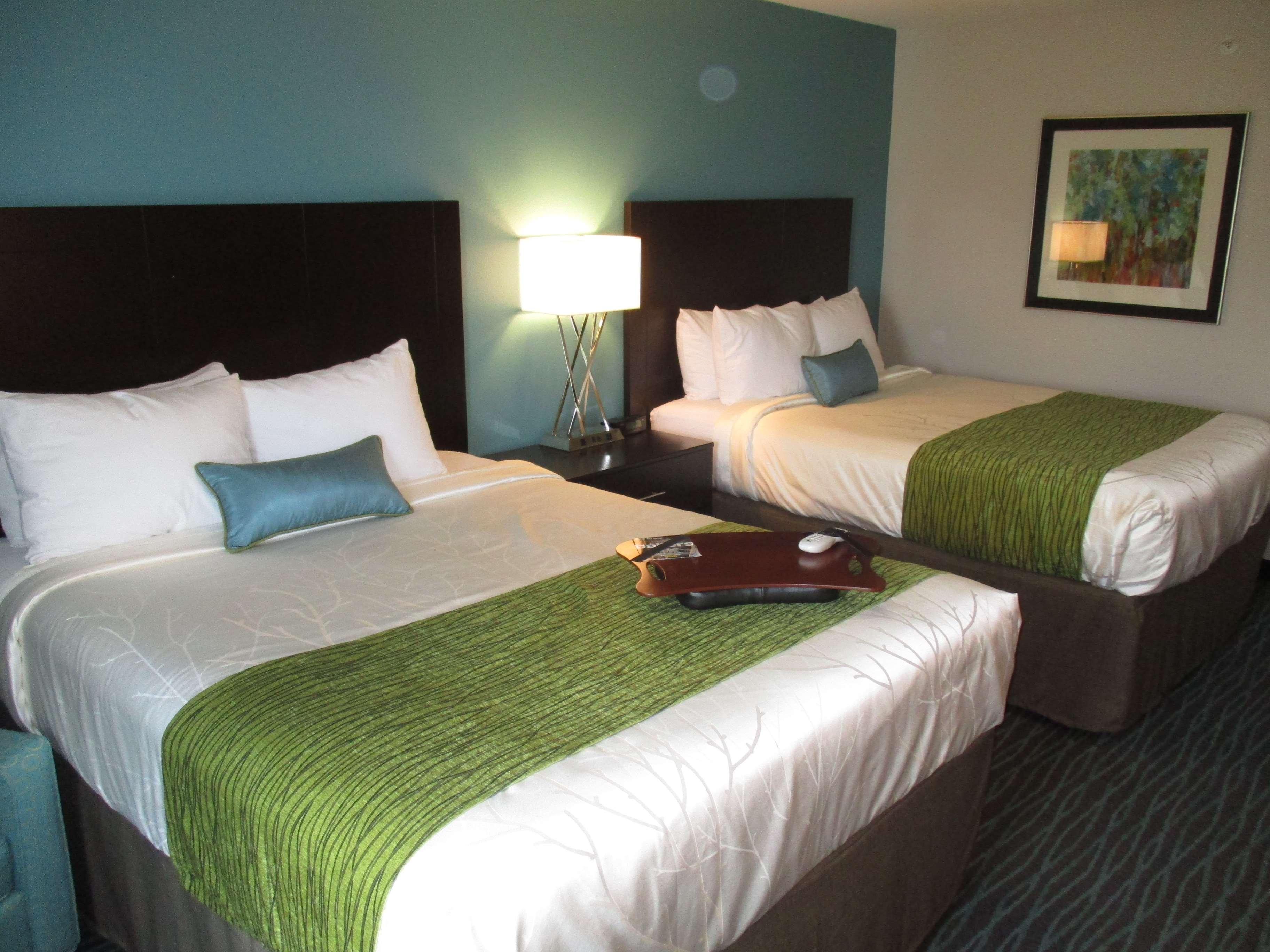 Best Western Golden Prairie Inn And Suites Сидни Екстериор снимка
