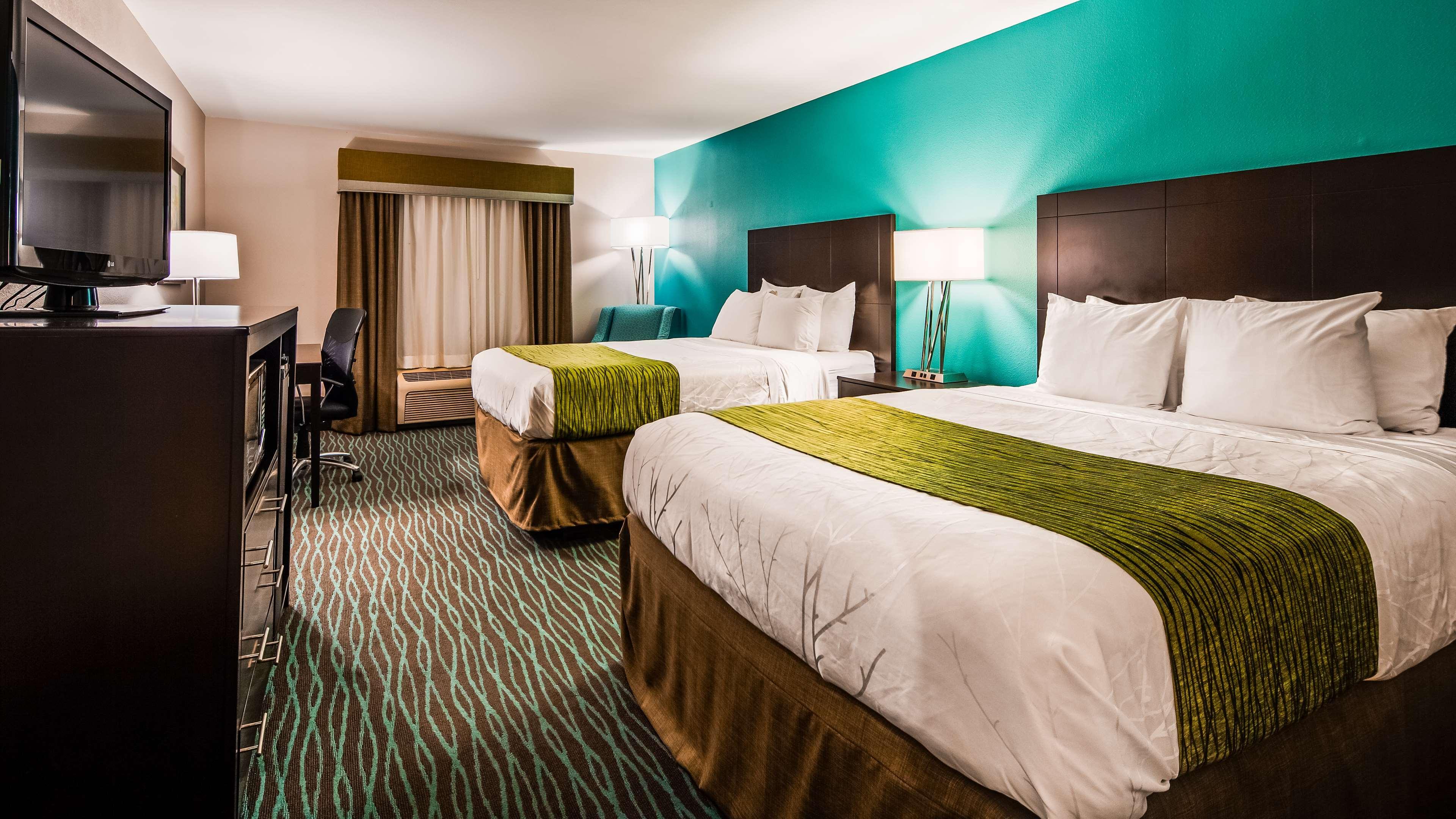 Best Western Golden Prairie Inn And Suites Сидни Екстериор снимка
